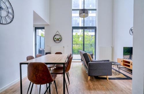 Saint-Ouen Apartment | Gorgeous duplex near top attractions