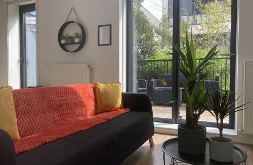 Saint-Ouen Apartment | Gorgeous duplex near top attractions