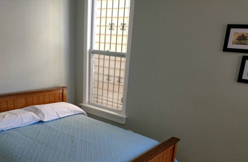 Jersey City House | Gorgeous Entire Home 3min to NYC train! 1parking