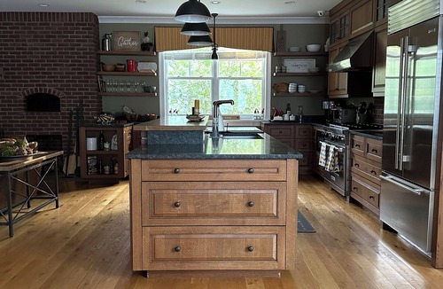 Saratoga Springs House | Gorgeous farmhouse minutes from racetrack. Pet Friendly!