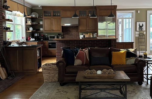 Saratoga Springs House | Gorgeous farmhouse minutes from racetrack. Pet Friendly!