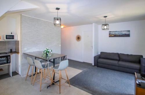 Saint-Germain-Laprade Apartment | Gorgeous apartment in Saint-Germain-La-Prade