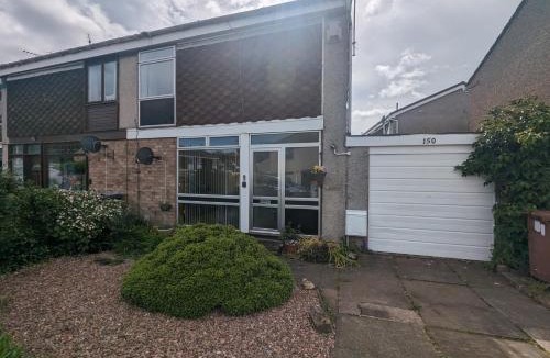 Duddingston Apartment | Gorgeous Full Home in Edinburgh