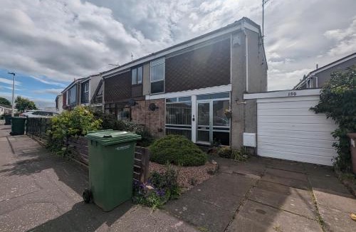 Duddingston Apartment | Gorgeous Full Home in Edinburgh