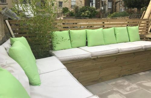 Bath Apartment | Gorgeous Garden Apartment