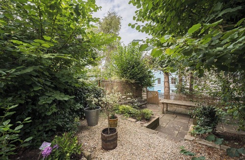 Saint Paul's Apartment | Gorgeous Garden Flat - Top Location