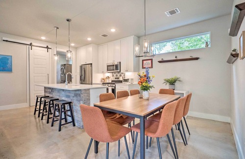 Georgetown House | Gorgeous Georgetown Home, Walk to the Square!