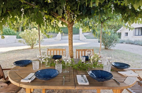 Boisredon Cottage | Gorgeous Gite in peaceful setting with pool & lake