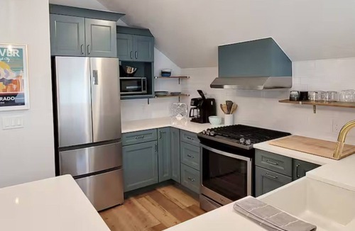 Whittier House | Gorgeous Guesthouse Near RiNo