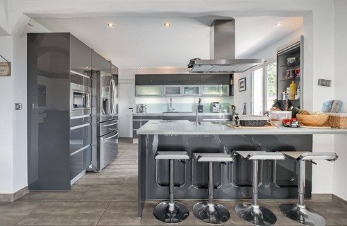 Montaleigne House | Gorgeous home in Saint-Laurent-du-Var