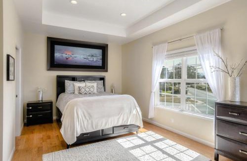El Granada Villa | Gorgeous Half Moon Bay Home