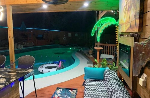 Helotes Villa | “Gorgeous Hill Country Hacienda Linda Resort”n