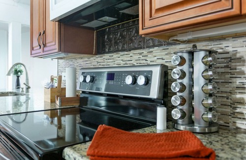 Converse House | Gorgeous Hill Country View @ Luxury Multi-Family Estate