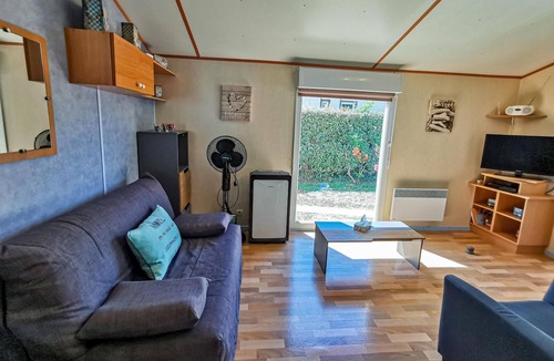 L'Aiguillon-sur-Vie House | Gorgeous home in L'Aiguillon-sur-Vie