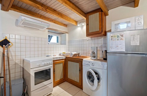 Loubejac House | Gorgeous Holiday Home in Loubejac with Garden