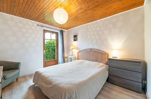Loubejac House | Gorgeous Holiday Home in Loubejac with Garden