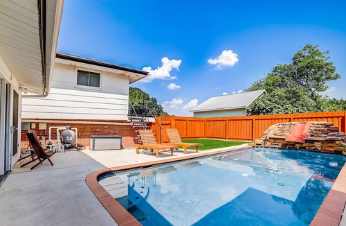 Medical Center District House | Gorgeous home close to downtown with foosball, private patio with pool, and AC