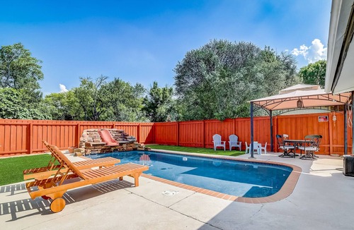 Medical Center District House | Gorgeous home close to downtown with foosball, private patio with pool, and AC
