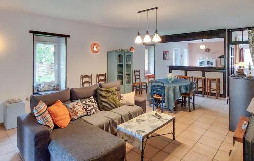 Mauleon-d'Armagnac House | Gorgeous Home In Mauléon-D'armagnac