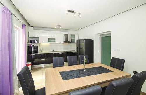 Kastel Stafilic House | Gorgeous home in Kastel Stafilic