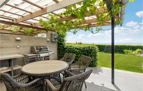 Sillerslev House | Gorgeous Home In Øster Assels
