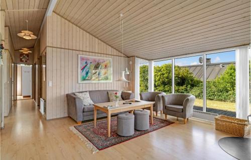 Allingabro House | Gorgeous Home In Allingåbro With Wifi