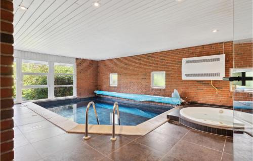 Vedelshave House | Gorgeous Home In Asperup With Sauna