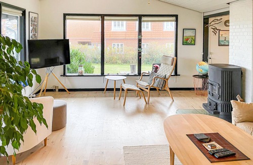Assens House | Gorgeous home in Assens with WiFi