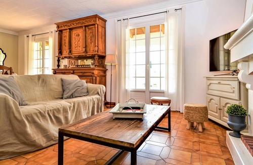 Bellegarde House | Gorgeous home in Bellegarde