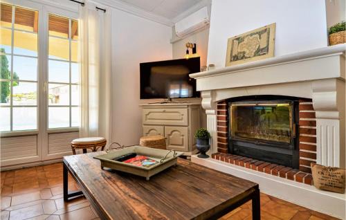 Bellegarde House | Gorgeous Home In Bellegarde