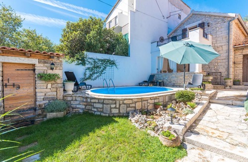 Benkovac House | Gorgeous home in Benkovac with WiFi