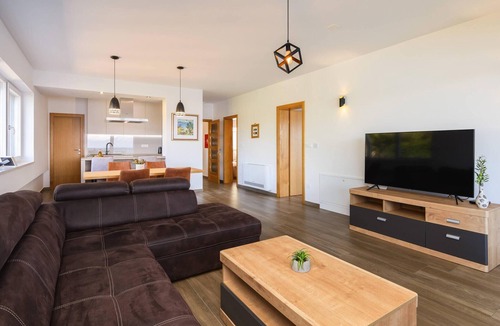 Blace House | Gorgeous home in Blace