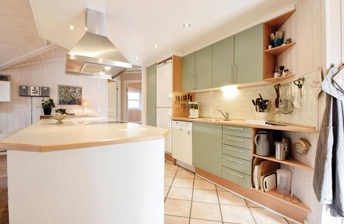 Blavand Strand House | Gorgeous home in Blåvand with sauna