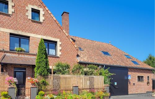 Blessy House | Gorgeous Home In Blessy With Heated Swimming Pool