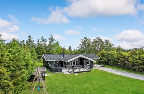 Blokhus House | Gorgeous home in Blokhus with WiFi