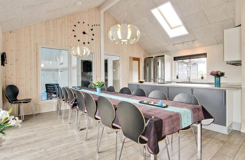 Bogense House | Gorgeous home in Bogense with WiFi