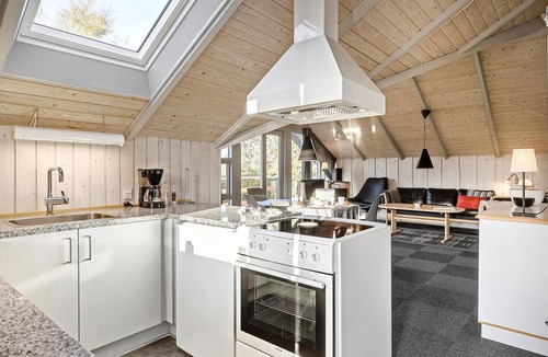 Skastrup Strand House | Gorgeous home in Bogense with WiFi