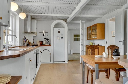 Bogense House | Gorgeous home in Bogense with WiFi