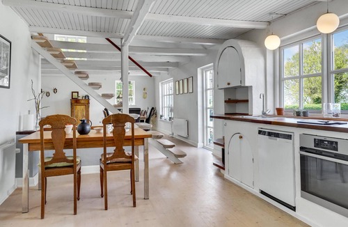 Bogense House | Gorgeous home in Bogense with WiFi