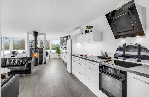 Bog By House | Gorgeous home in Bogø By with WiFi