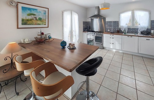 Caux House | Gorgeous home in Caux
