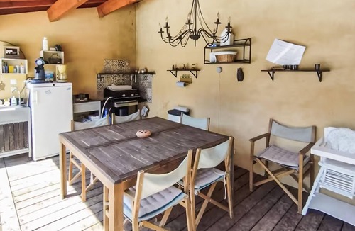 Collias House | Gorgeous home in Collias