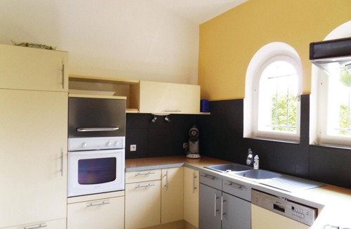 Creissan House | Gorgeous home in Creissan with WiFi