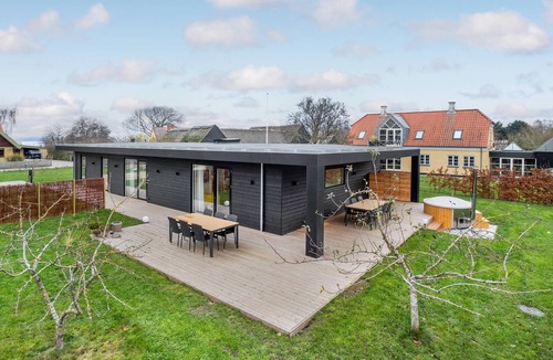 Karrebksminde House | Gorgeous home in Karrebæksminde