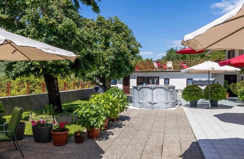 Drivenik House | Gorgeous home in Drivenik