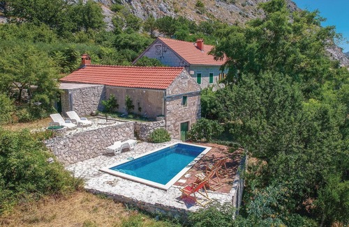 Dugi Rat House | Gorgeous home in Duce