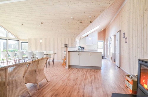 Elsegarde Strand House | Gorgeous home in Ebeltoft with sauna