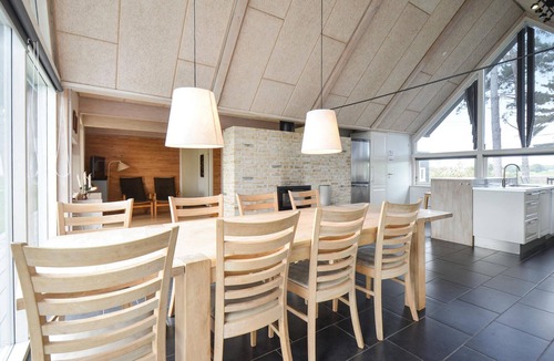 Ebeltoft House | Gorgeous home in Ebeltoft with kitchen