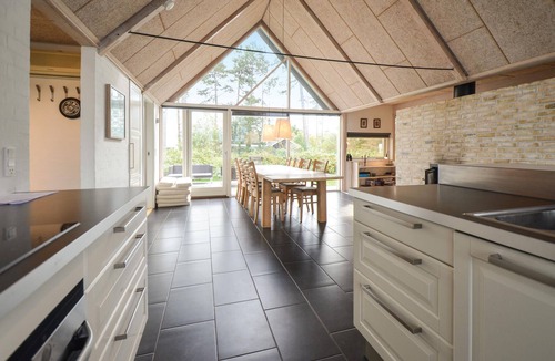 Ebeltoft House | Gorgeous home in Ebeltoft with kitchen