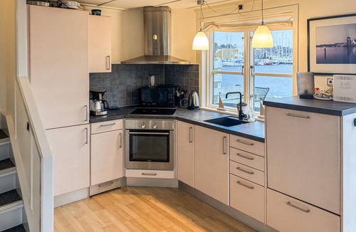 Øer Strand House | Gorgeous home in Ebeltoft with WiFi